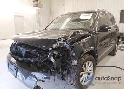 2017 Volkswagen Tiguan 2.0T Wolfsburg Edition from USA, damaged, VIN WVGSV7AX0HK002549
